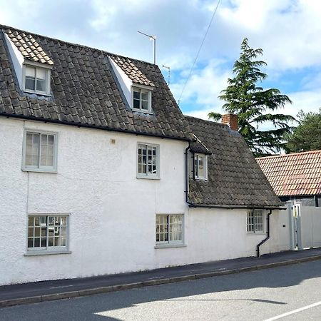 Elegant Oak Beamed House In Pretty Village - Cambridge Homehost Buckden  Eksteriør bilde