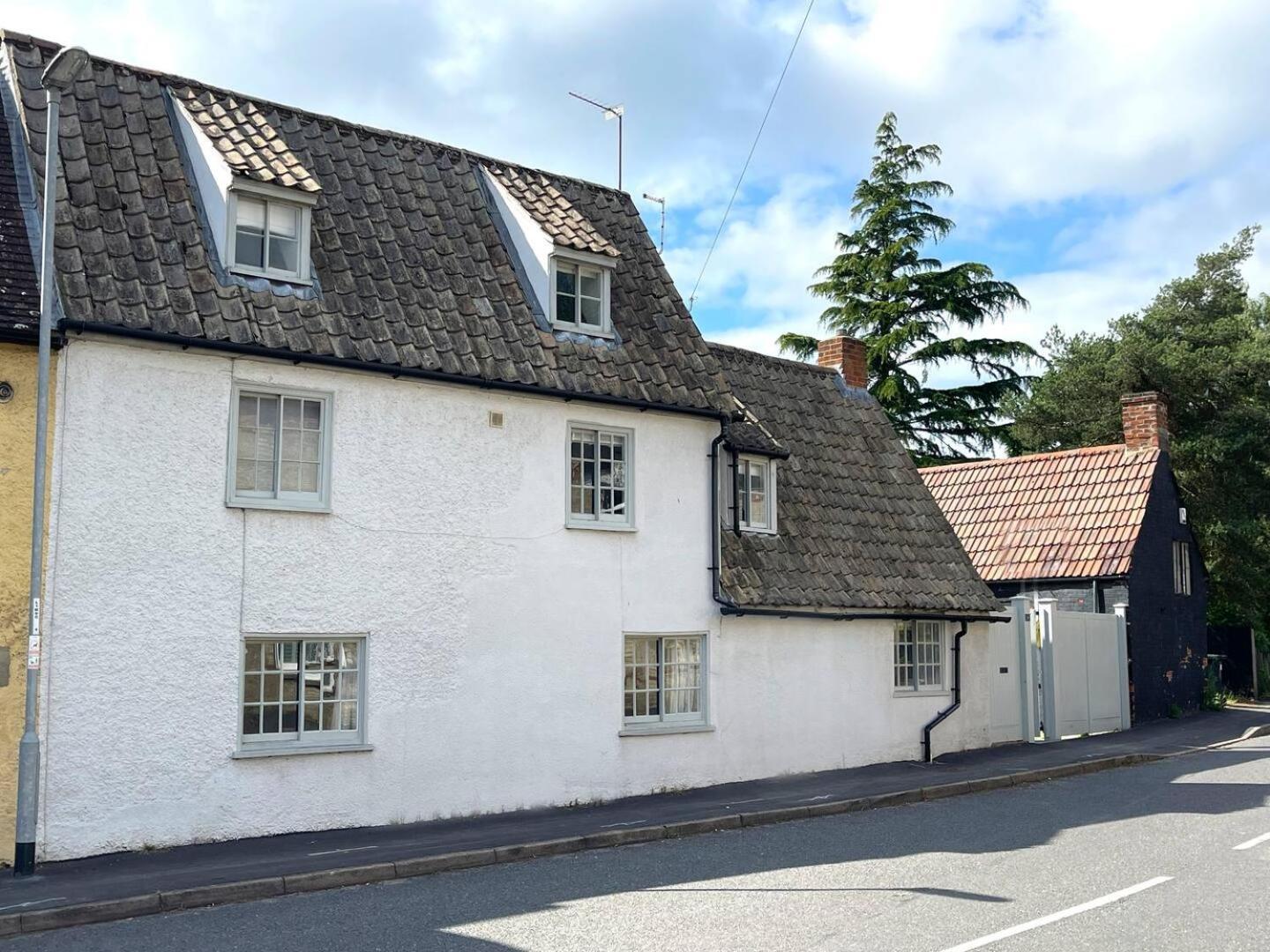 Elegant Oak Beamed House In Pretty Village - Cambridge Homehost Buckden  Eksteriør bilde