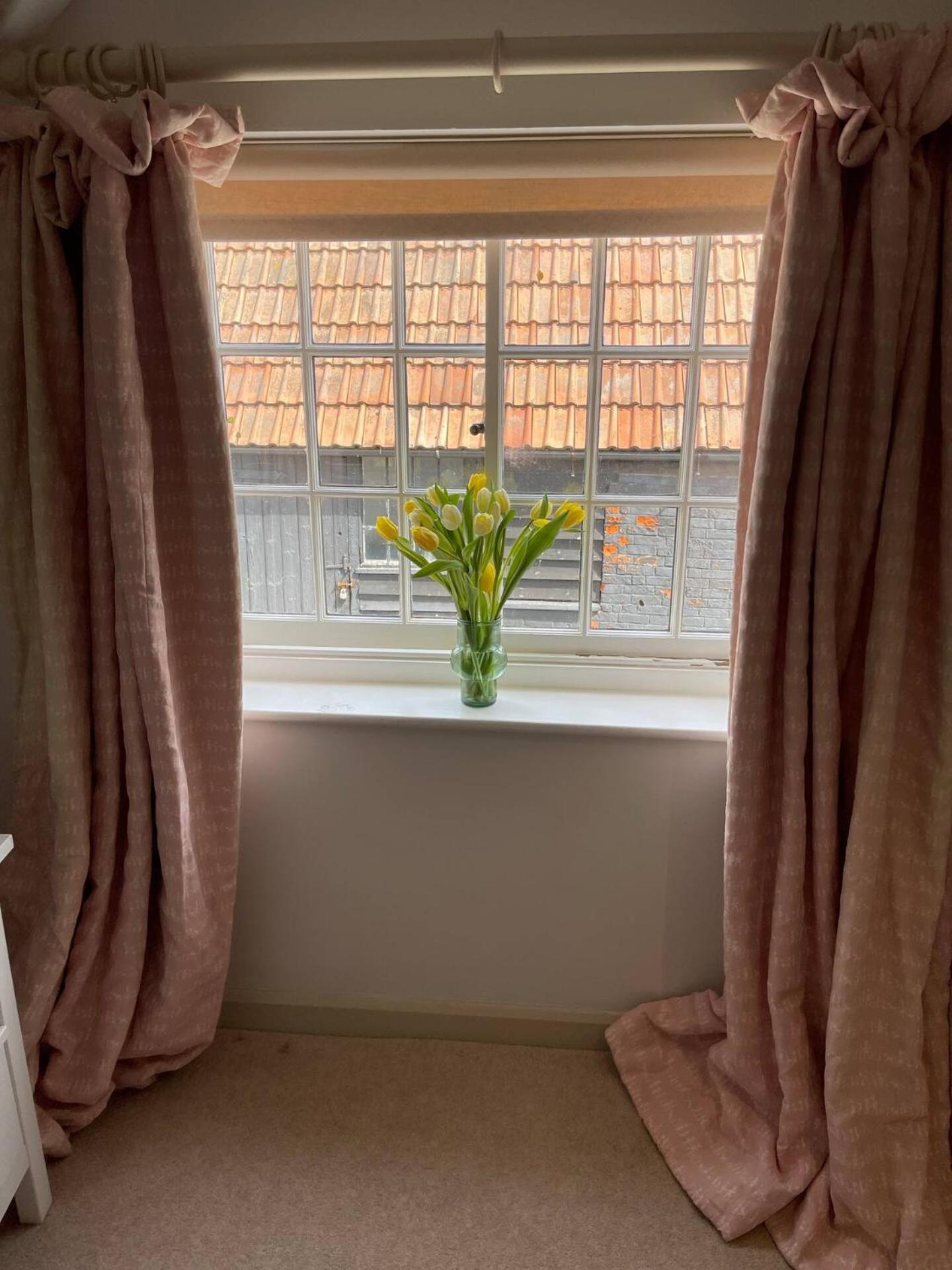 Elegant Oak Beamed House In Pretty Village - Cambridge Homehost Buckden  Eksteriør bilde