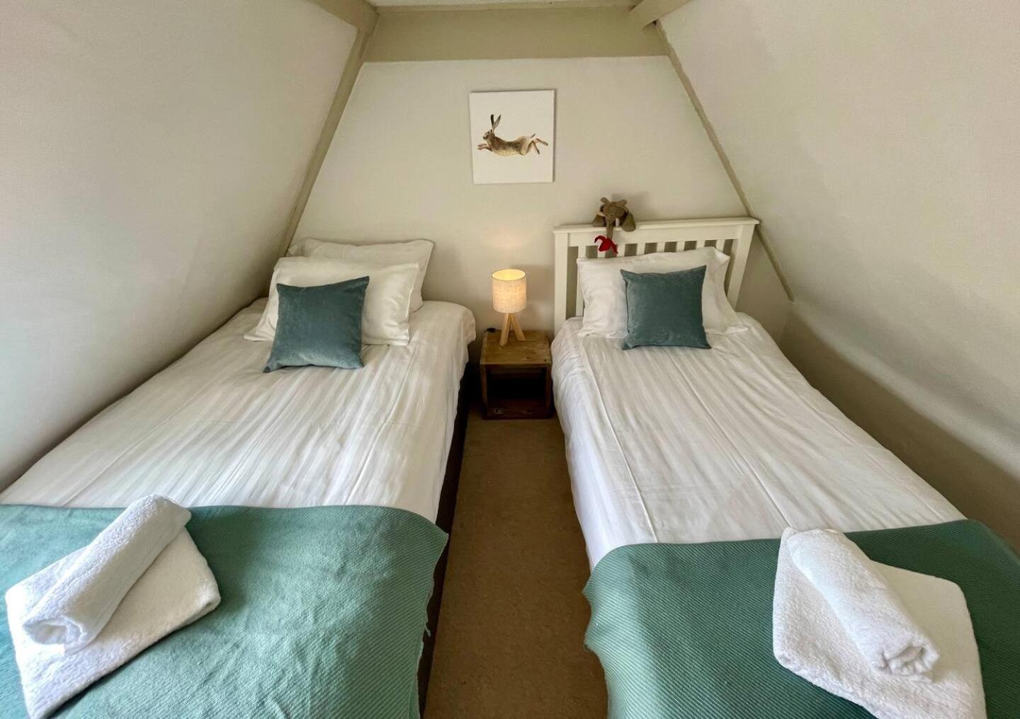 Elegant Oak Beamed House In Pretty Village - Cambridge Homehost Buckden  Eksteriør bilde